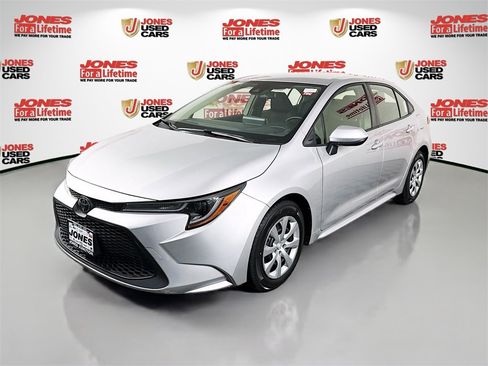 Certified 2020 Toyota Corolla LE image 12