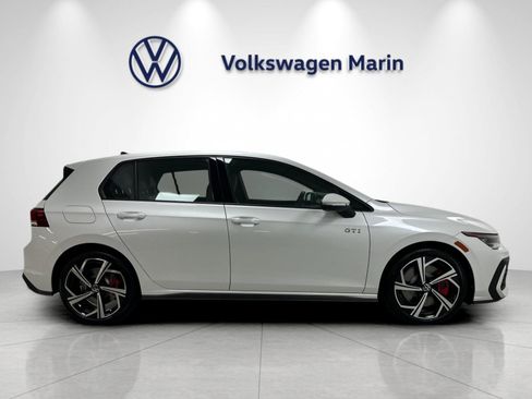 New 2026 Volkswagen GTI SE FWD image 6