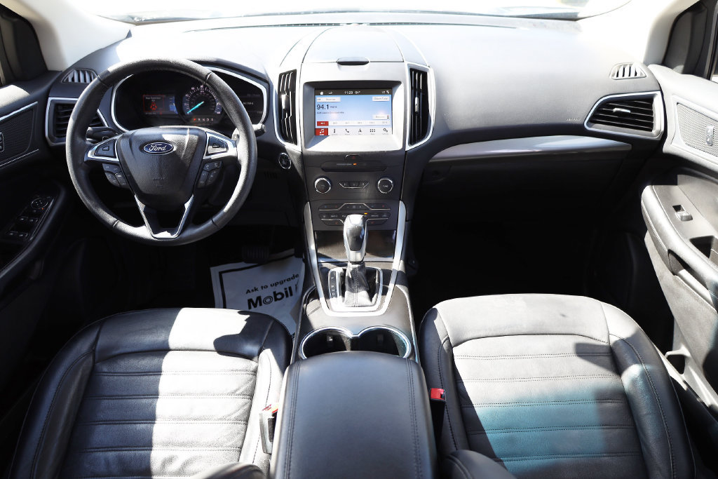 Used 2018 Ford Edge SEL w/ Equipment Group 201A AWD/4WD image 18