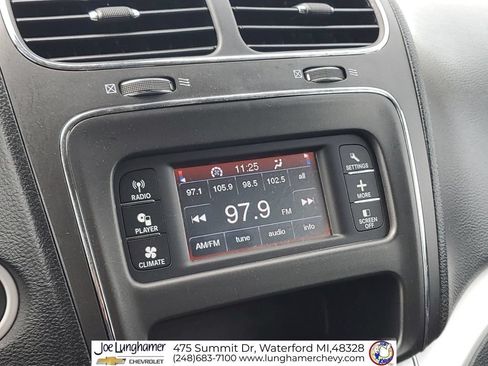 Used 2019 Dodge Journey SE w/ Blacktop Package FWD image 15