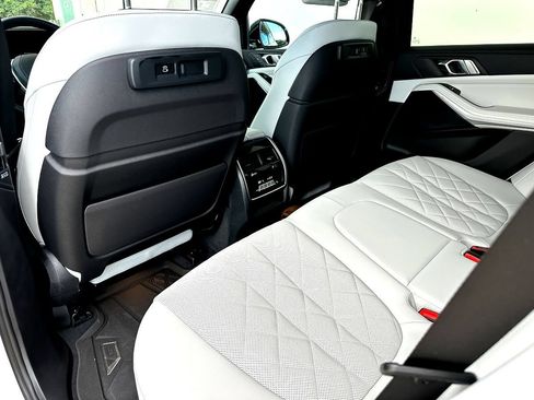 Certified 2023 BMW X5 sDrive40i RWD image 19