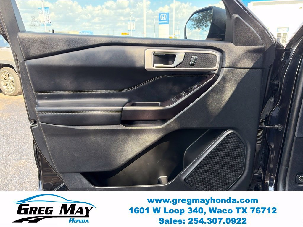 Used 2020 Ford Explorer XLT w/ Equipment Group 202A RWD image 23