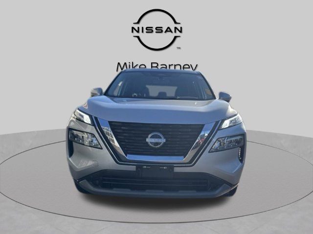 Used 2023 Nissan Rogue SV AWD/4WD image 6