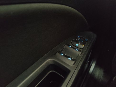 Used 2020 Ford Fusion SE FWD image 27
