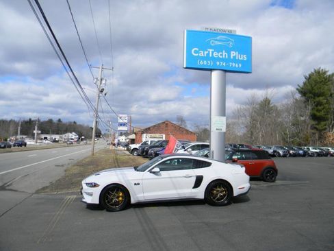 Used 2019 Ford Mustang GT w/ Equipment Group 301A image 9