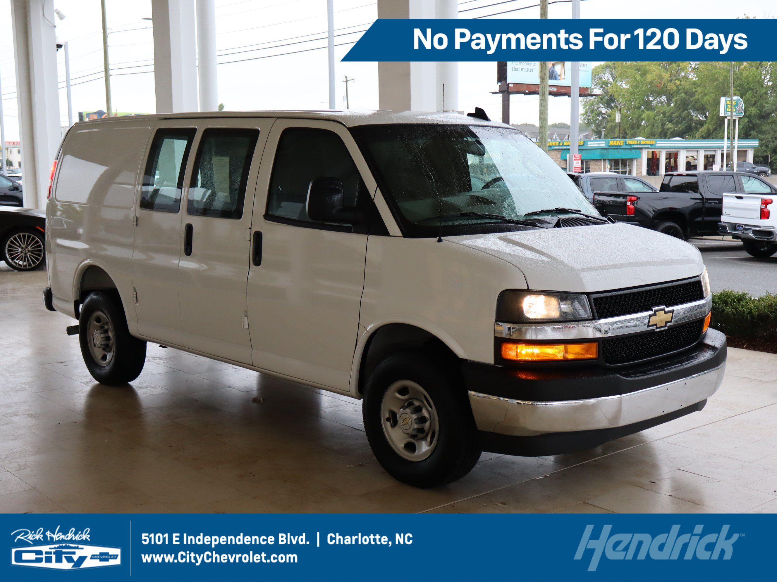 Used 2025 Chevrolet Express 2500 w/ Driver Convenience Package RWD image 1