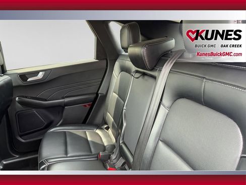Used 2024 Ford Escape Platinum AWD/4WD image 33