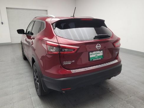 Used 2021 Nissan Rogue Sport SV FWD image 6