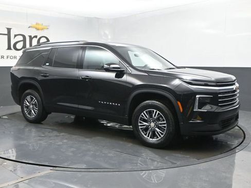 New 2026 Chevrolet Traverse LT w/ Enhanced Driving Package AWD/4WD image 6