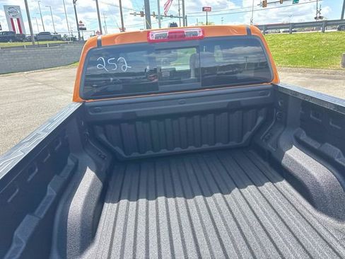 New 2026 Chevrolet Colorado W/T AWD/4WD image 13