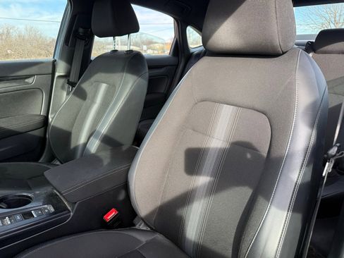 Used 2023 Honda Civic Sport image 10