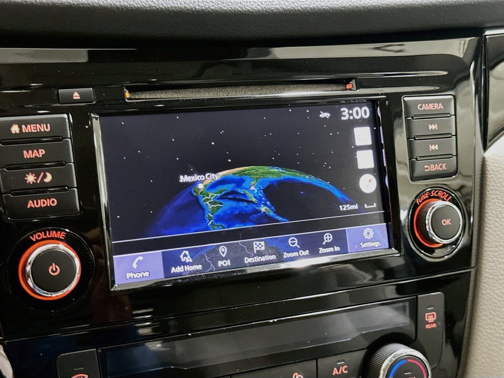 Used 2019 Nissan Rogue Sport SL FWD image 13