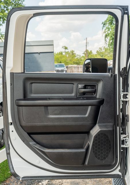 Used 2018 RAM 2500 Tradesman w/ Chrome Appearance Group AWD/4WD image 32