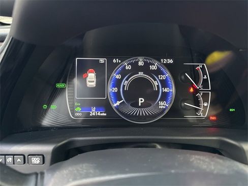 Used 2024 Lexus ES 300h w/ Premium Package image 15