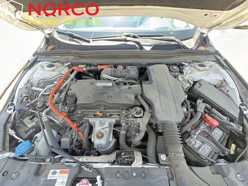 Used 2020 Honda Accord Touring image 29
