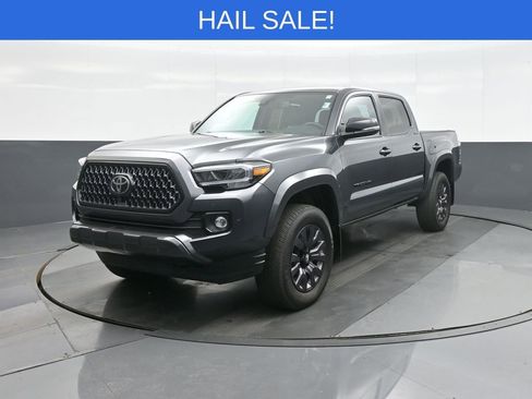 Certified 2022 Toyota Tacoma Limited w/ Nightshade Package image 3