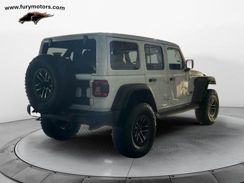 Used 2024 Jeep Wrangler Unlimited Rubicon w/ XTREMEE 35" Tire Package image 3