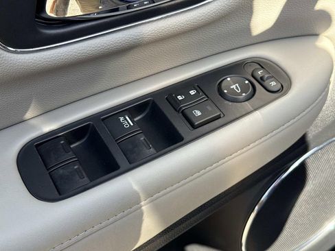 Used 2017 Honda HR-V EX-L image 23