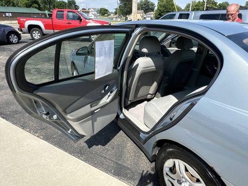 Used 2007 Chevrolet Malibu LS w/ Enhanced Safety Package FWD image 28