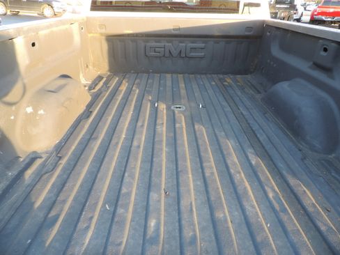 Used 2018 GMC Sierra 3500 4x4 Crew Cab w/ Sierra Convenience Package image 22