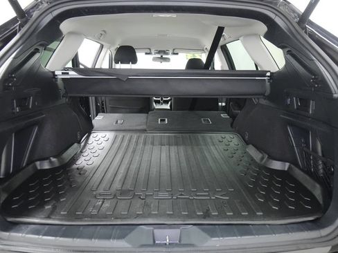 Used 2023 Subaru Outback Premium AWD/4WD image 23
