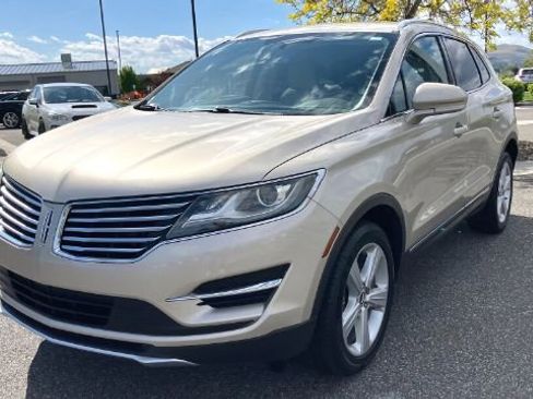 Used 2017 Lincoln MKC Premiere image 6