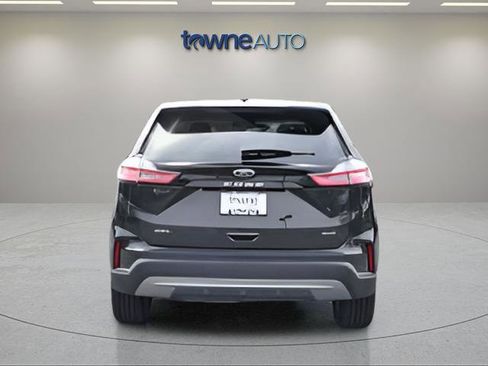 Used 2024 Ford Edge SEL w/ Convenience Package AWD/4WD image 4