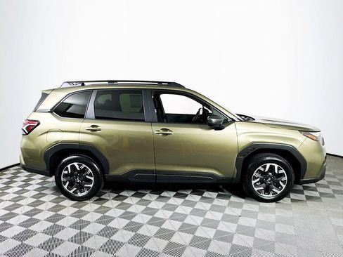 Used 2026 Subaru Forester Premium AWD/4WD image 8
