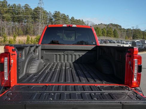 New 2026 Ford F250 Lariat w/ Black Appearance Package AWD/4WD image 17