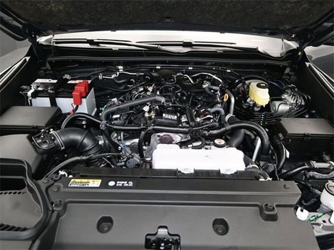 New 2025 Toyota 4Runner Limited image 19