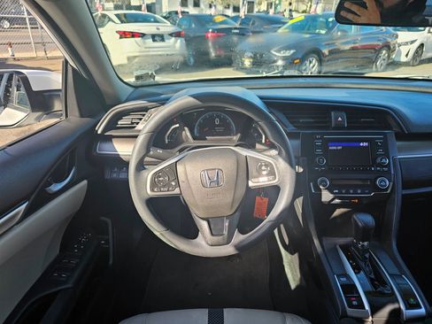 Used 2020 Honda Civic LX image 17