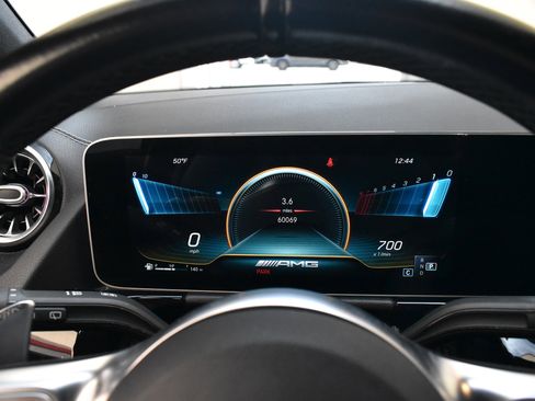 Used 2021 Mercedes-Benz GLA 35 AMG 4MATIC image 37