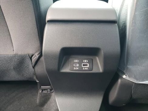 Used 2026 Subaru Crosstrek 2.0i Premium image 13