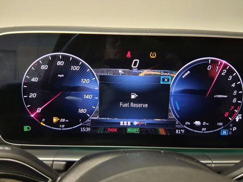 Used 2024 Mercedes-Benz GLE 450e 4MATIC image 17