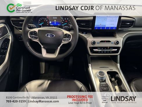 Used 2023 Ford Explorer XLT w/ Equipment Group 202A AWD/4WD image 22