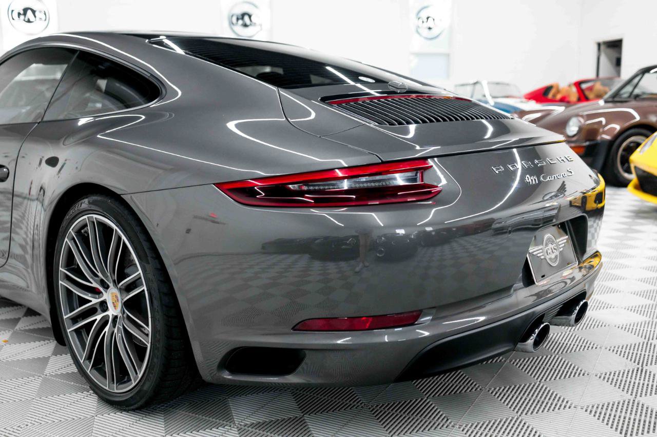 Used 2018 Porsche 911 Carrera S RWD image 33