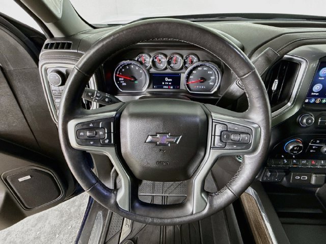 Used 2019 Chevrolet Silverado 1500 RST w/ All-Star Edition AWD/4WD image 4