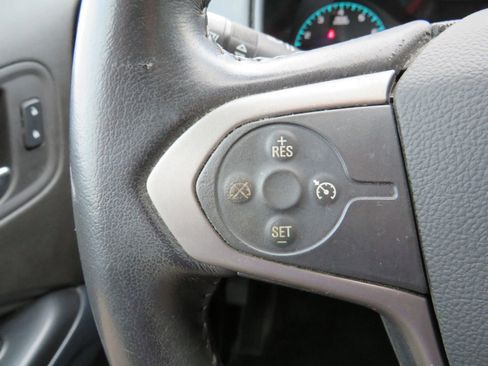 Used 2015 Chevrolet Colorado Z71 image 14