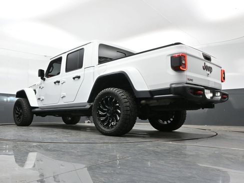 Used 2022 Jeep Gladiator Rubicon w/ LED Lighting Group AWD/4WD image 45