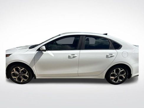 Used 2019 Kia Forte LXS FWD image 6
