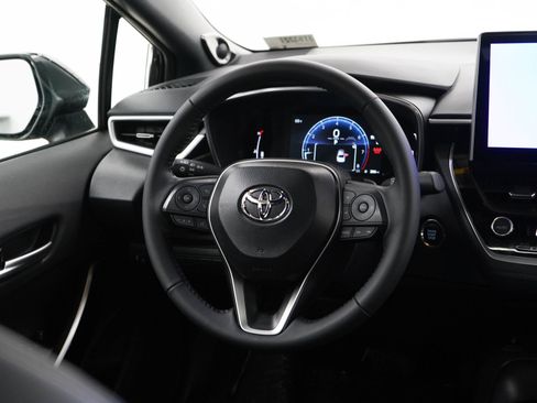Used 2025 Toyota Corolla XSE FWD image 14