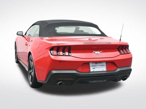 Used 2024 Ford Mustang Convertible image 9