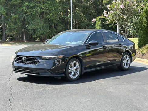 Used 2024 Honda Accord LX image 5