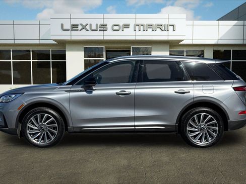 Used 2024 Lincoln Corsair Reserve w/ Equipment Group 201A AWD/4WD image 2