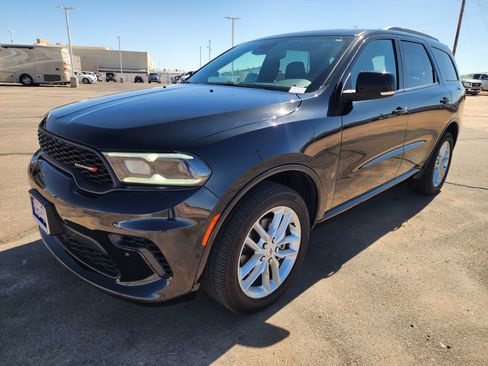 Used 2025 Dodge Durango GT AWD/4WD image 3