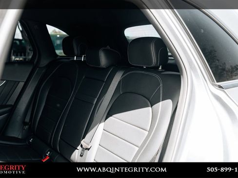 Used 2022 Mercedes-Benz GLC 300 4MATIC image 40