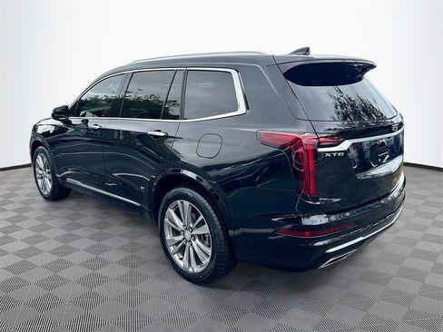 Used 2024 Cadillac XT6 Premium Luxury w/ Technology Package image 8