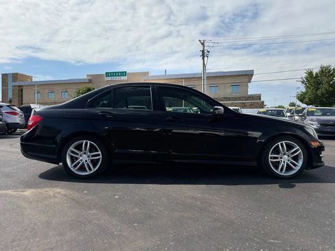 Used 2013 Mercedes-Benz C 250 Sedan image 3