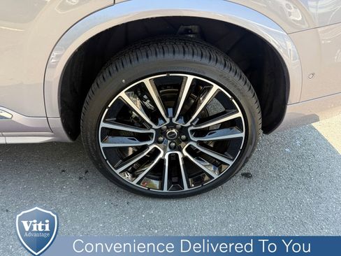 Used 2026 Volvo XC90 B6 Plus w/ Protection Package Premier AWD/4WD image 13