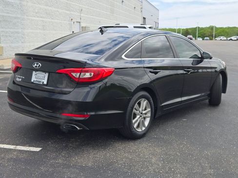 Used 2016 Hyundai Sonata SE w/ Cargo Package FWD image 10